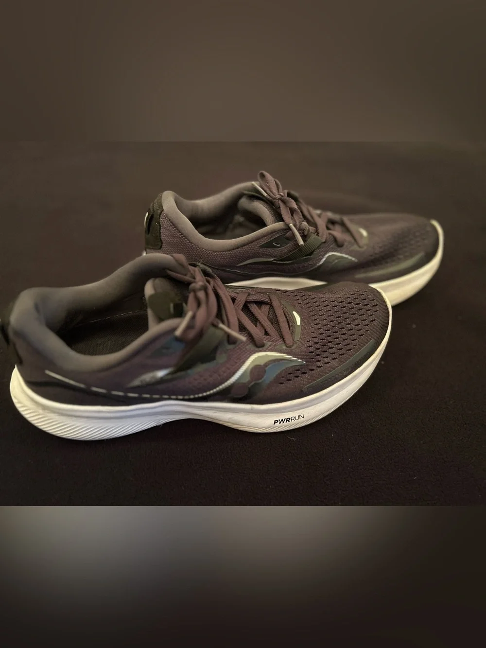 Women’s Performance Running Shoes - Dark Purple